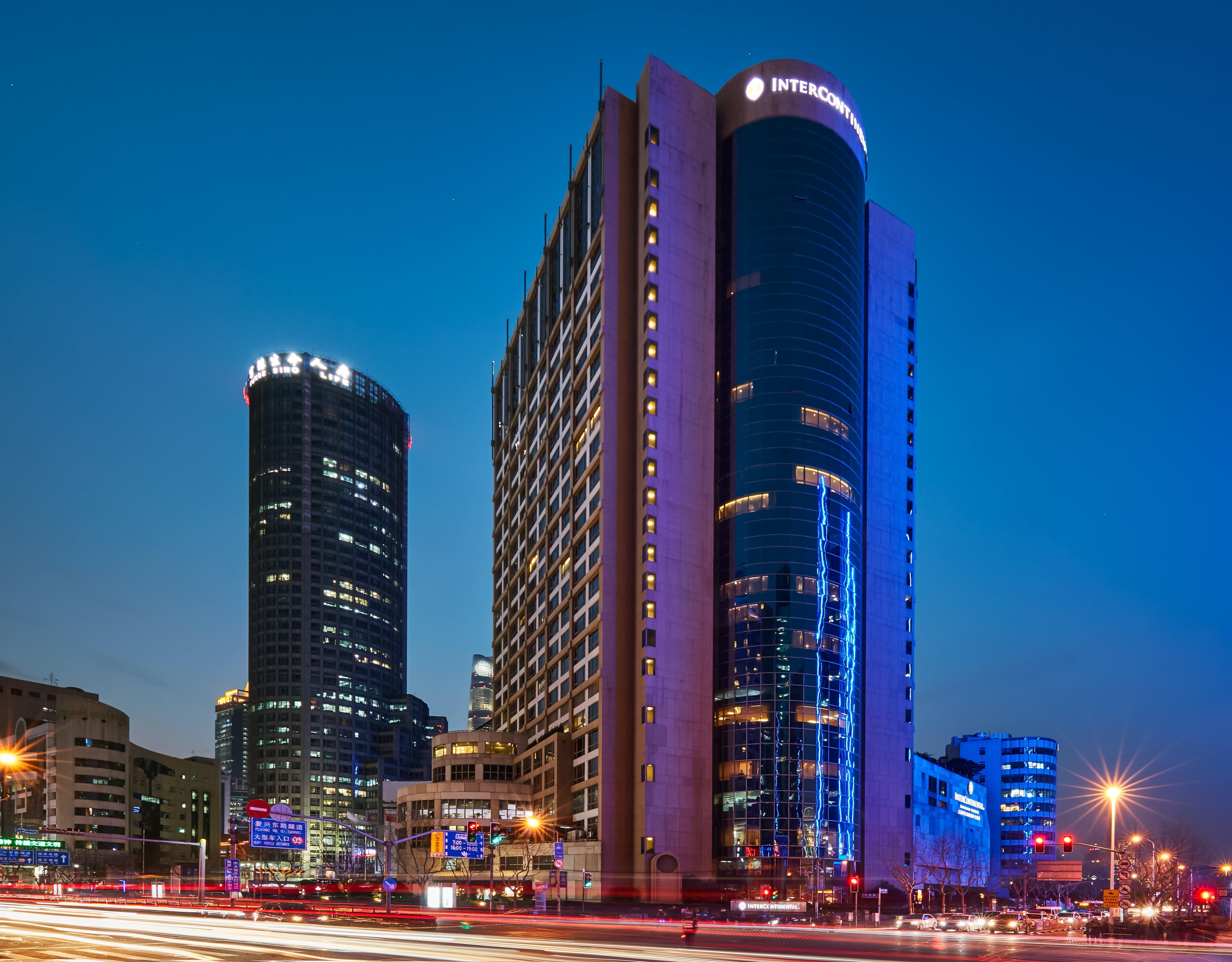 Intercontinental Shanghai Pudong By Ihg Luaran gambar